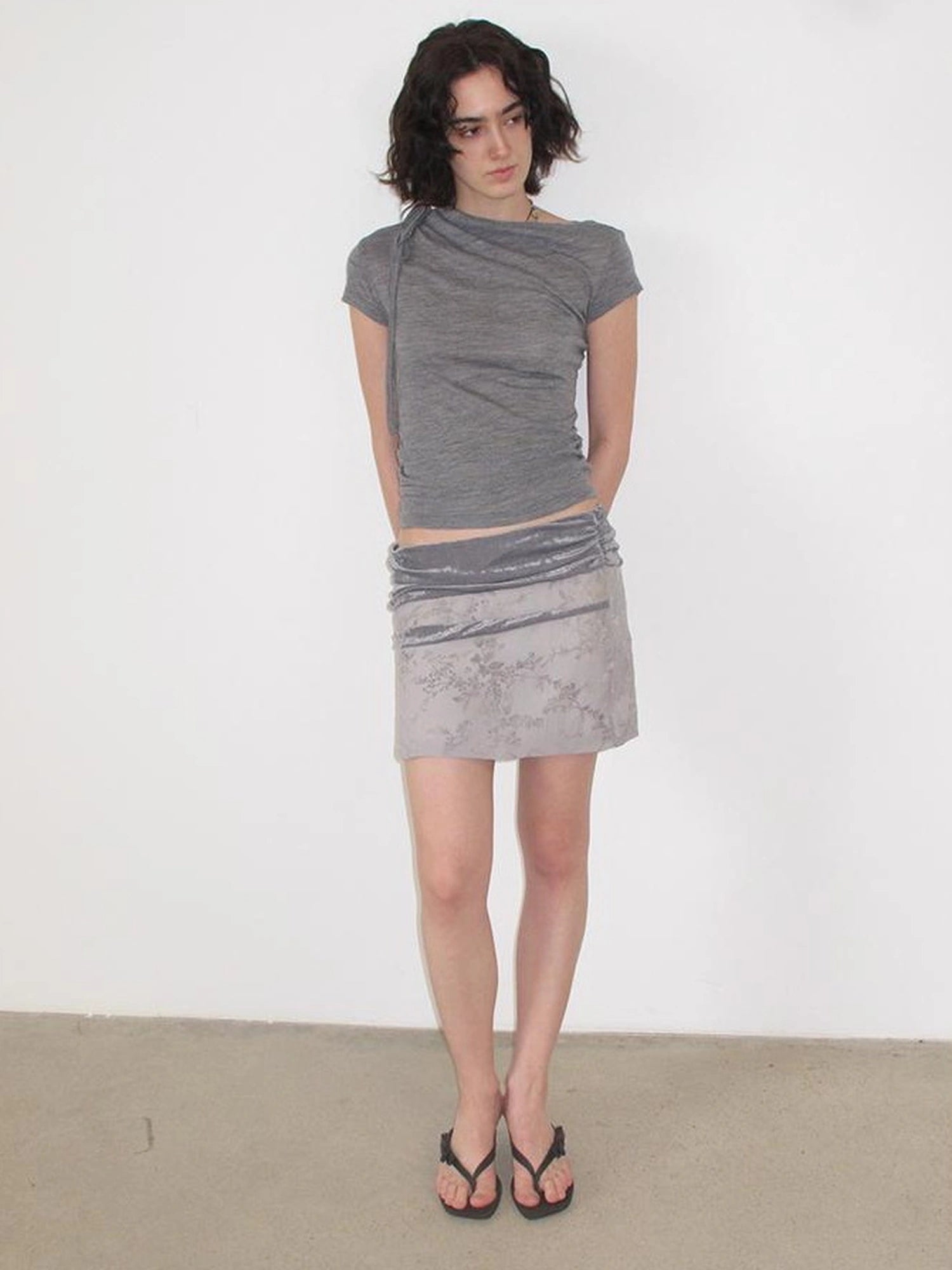 Mito de dar Australian Wool Textured Off Shoulder Tie Front T-shirt