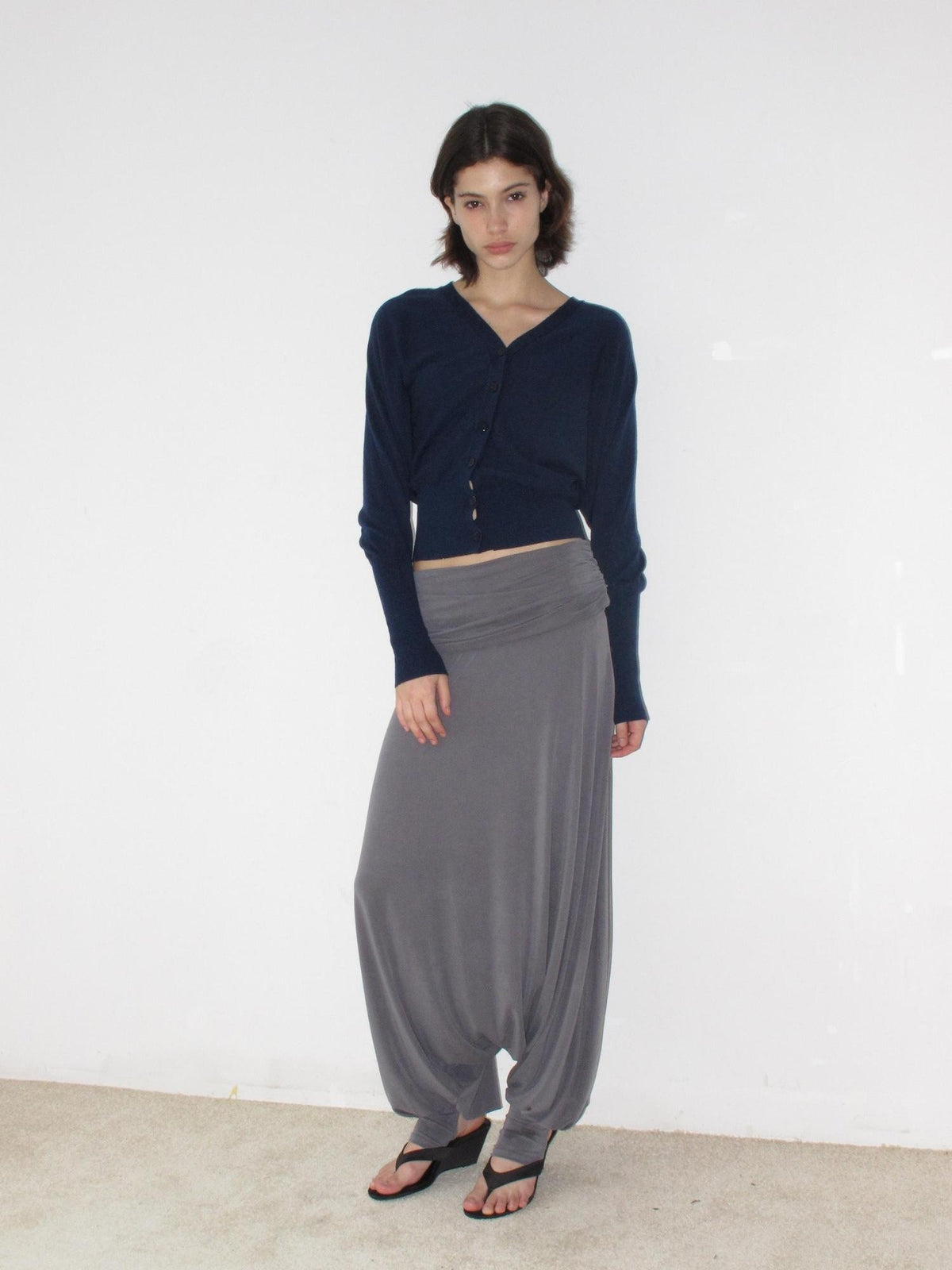 Mito de dar Batwing Sleeve Cropped V-neck Wool Blend Women&