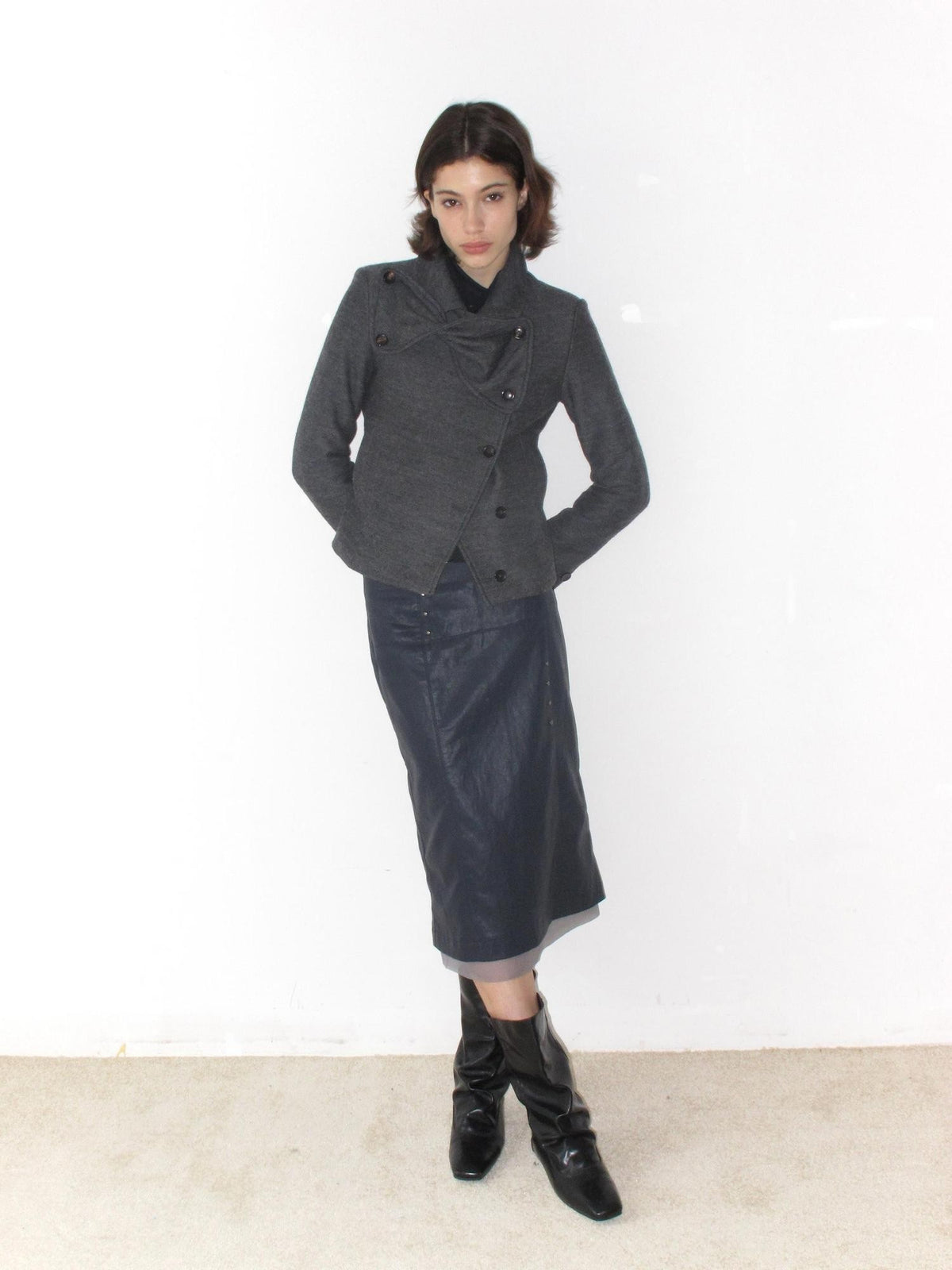 Mito de dar Bow Intarsia Asymmetric Placket Wool Blend Women&