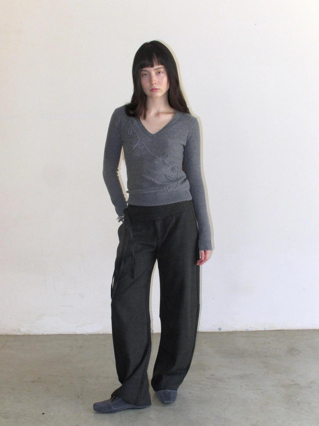 Mito de dar Crossover Waistband Deep Grey Curved Hem Lounge Pants