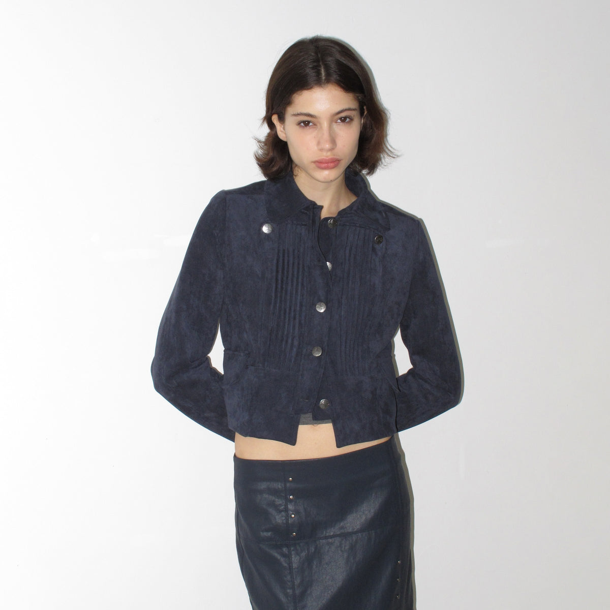 Mito_de_dar_Deep_Indigo_Accordion_Pleated_Cropped_Fitted_Retro_Women&