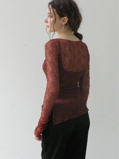 Mito de dar Elastic Hollow Lace Side Slit Knit Tee