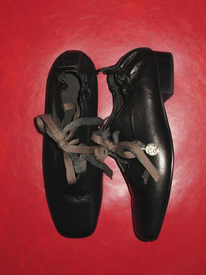 Mito de dar European Soft Cowhide Square Toe Mary Janes With Color Block Laces
