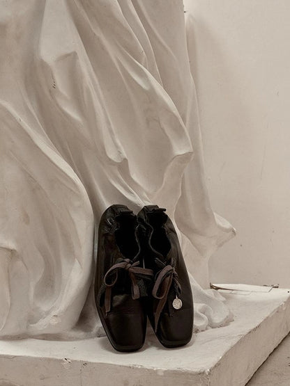 Mito de dar European Soft Cowhide Square Toe Mary Janes With Color Block Laces