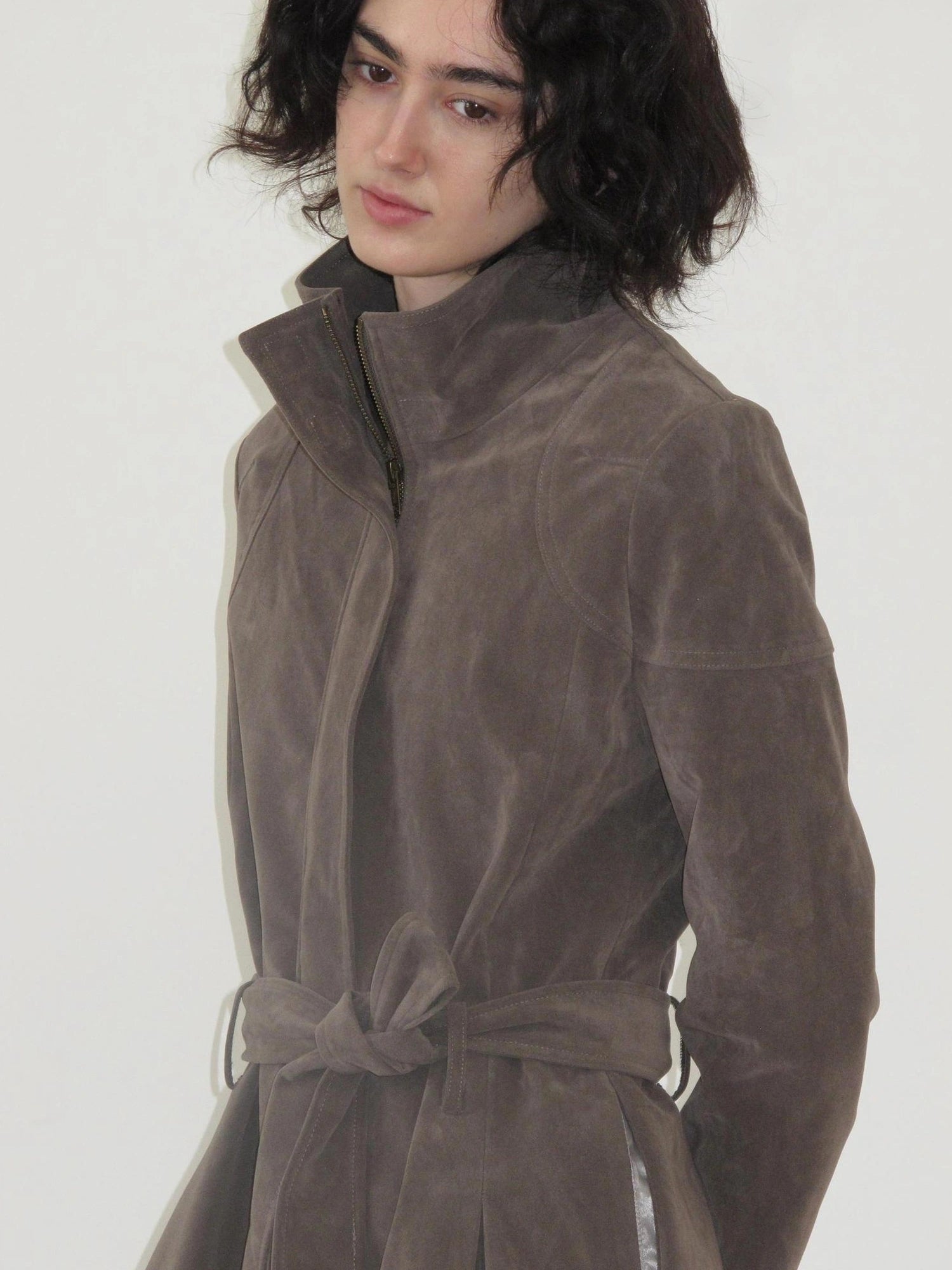 Mito de dar Fermented Suede Shoulder Neat Skirt Style Windbreaker