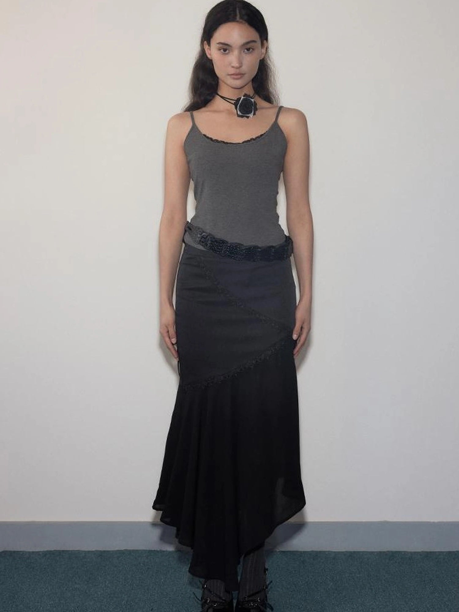 Geometric Lace Trim Slant Hem Chiffon Skirt