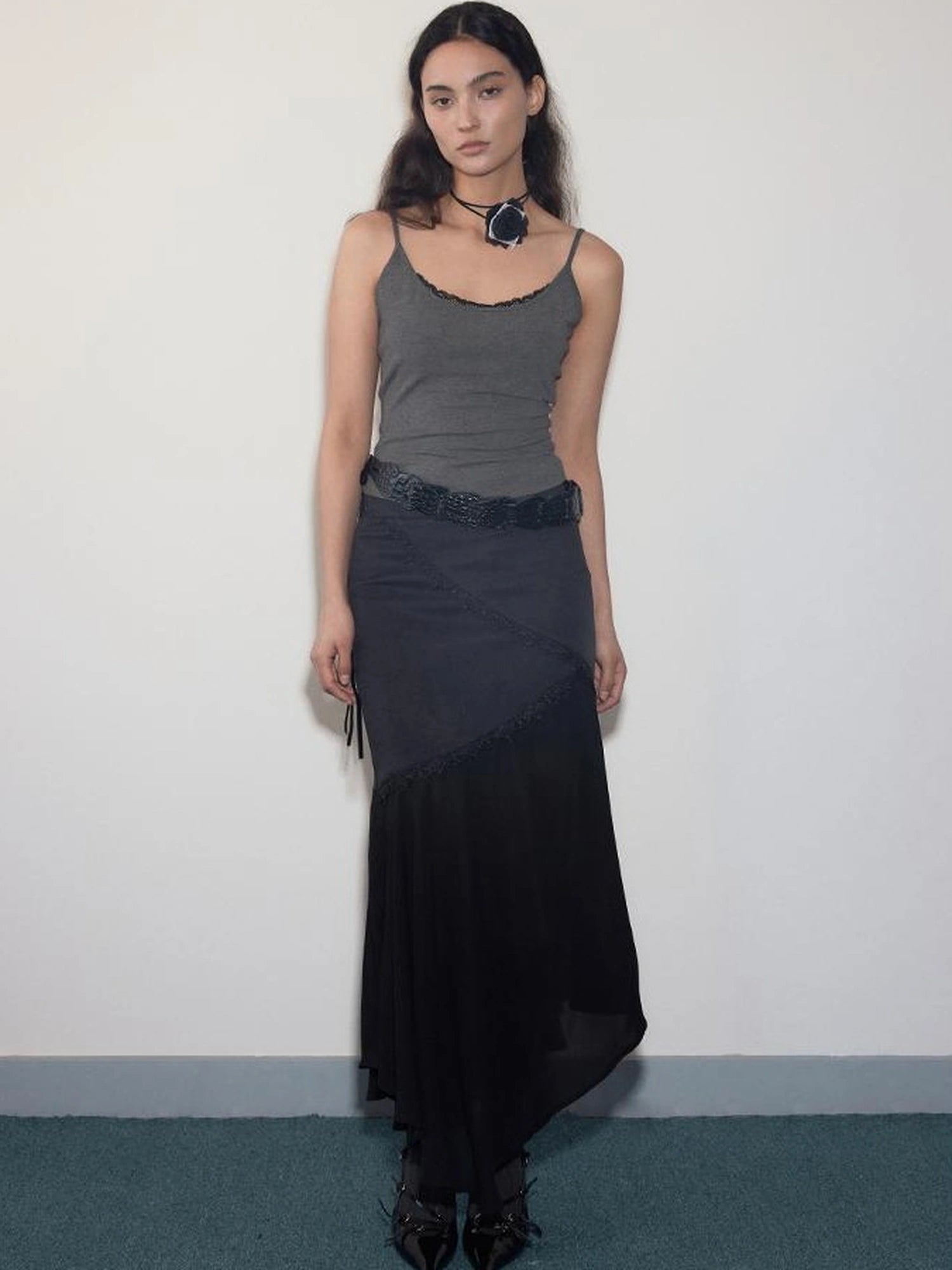 Geometric Lace Trim Slant Hem Chiffon Skirt