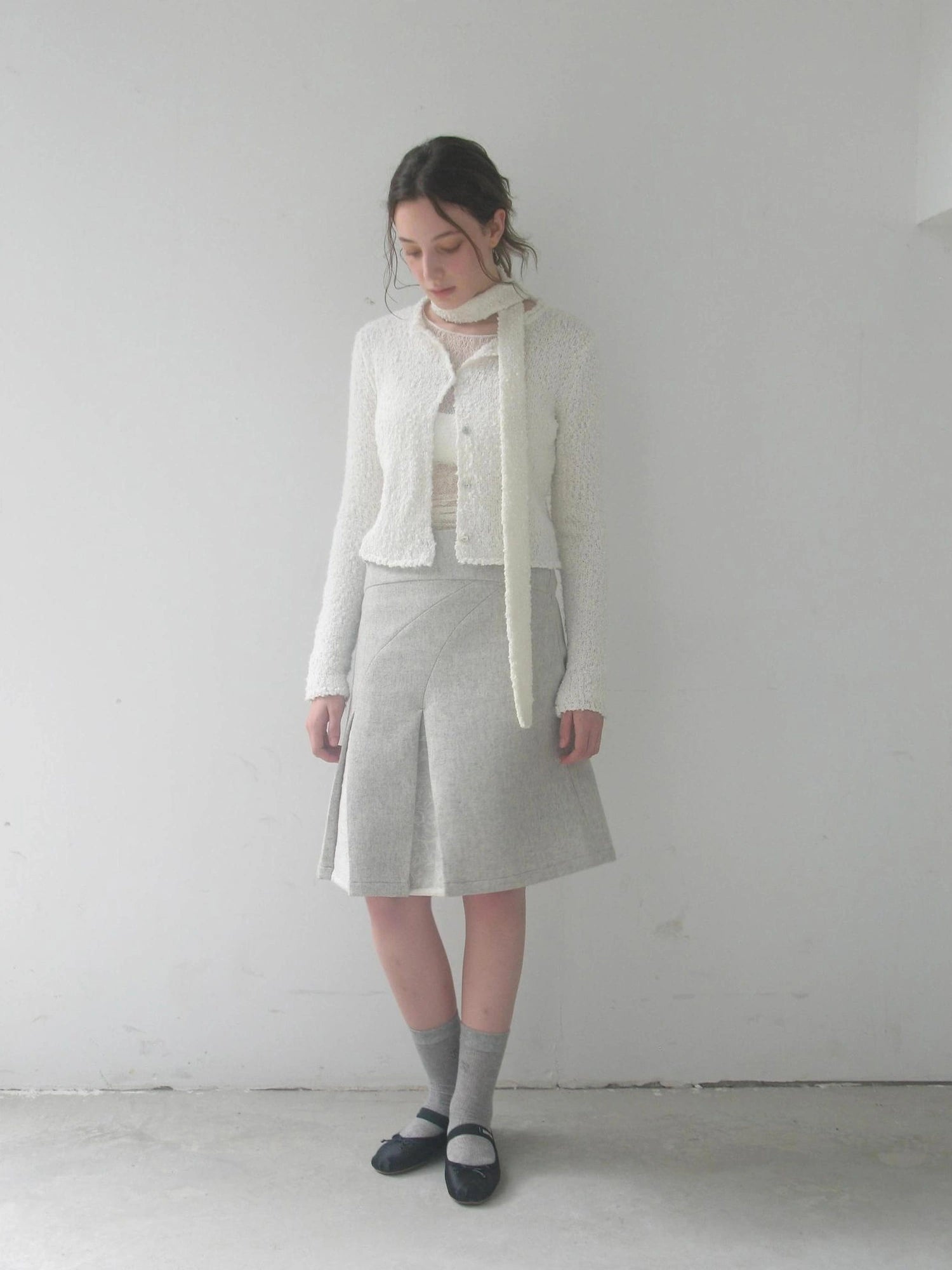 Mito de dar Granular Wool Knit Cardigan With Shell Buttons