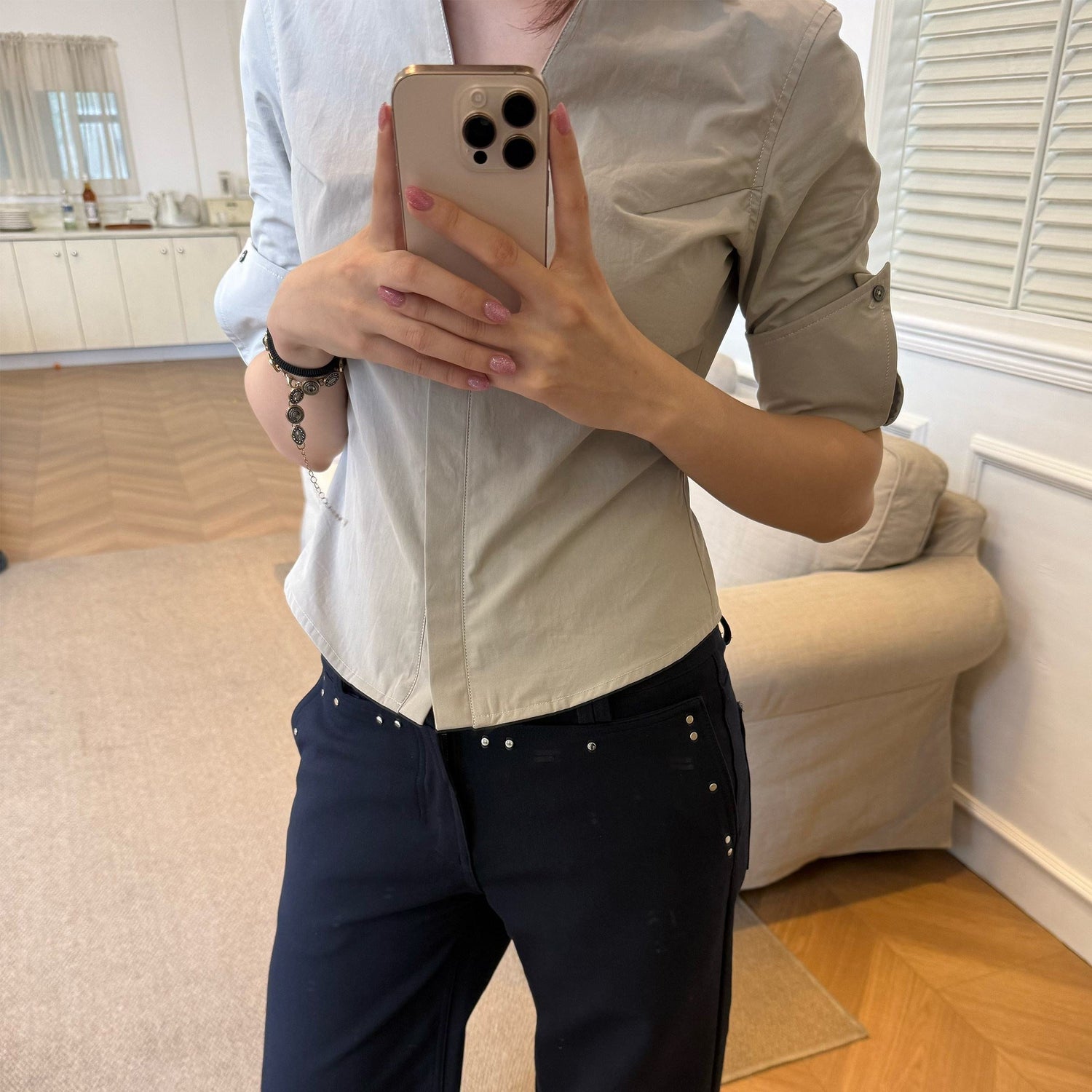 Mito_de_dar_Grey_Blue_Hidden_Placket_V-neck_Fitted_Short_Sleeve_Women&