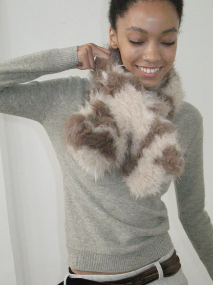 Mito de dar Interwoven Curly Wool Fur Short Scarf