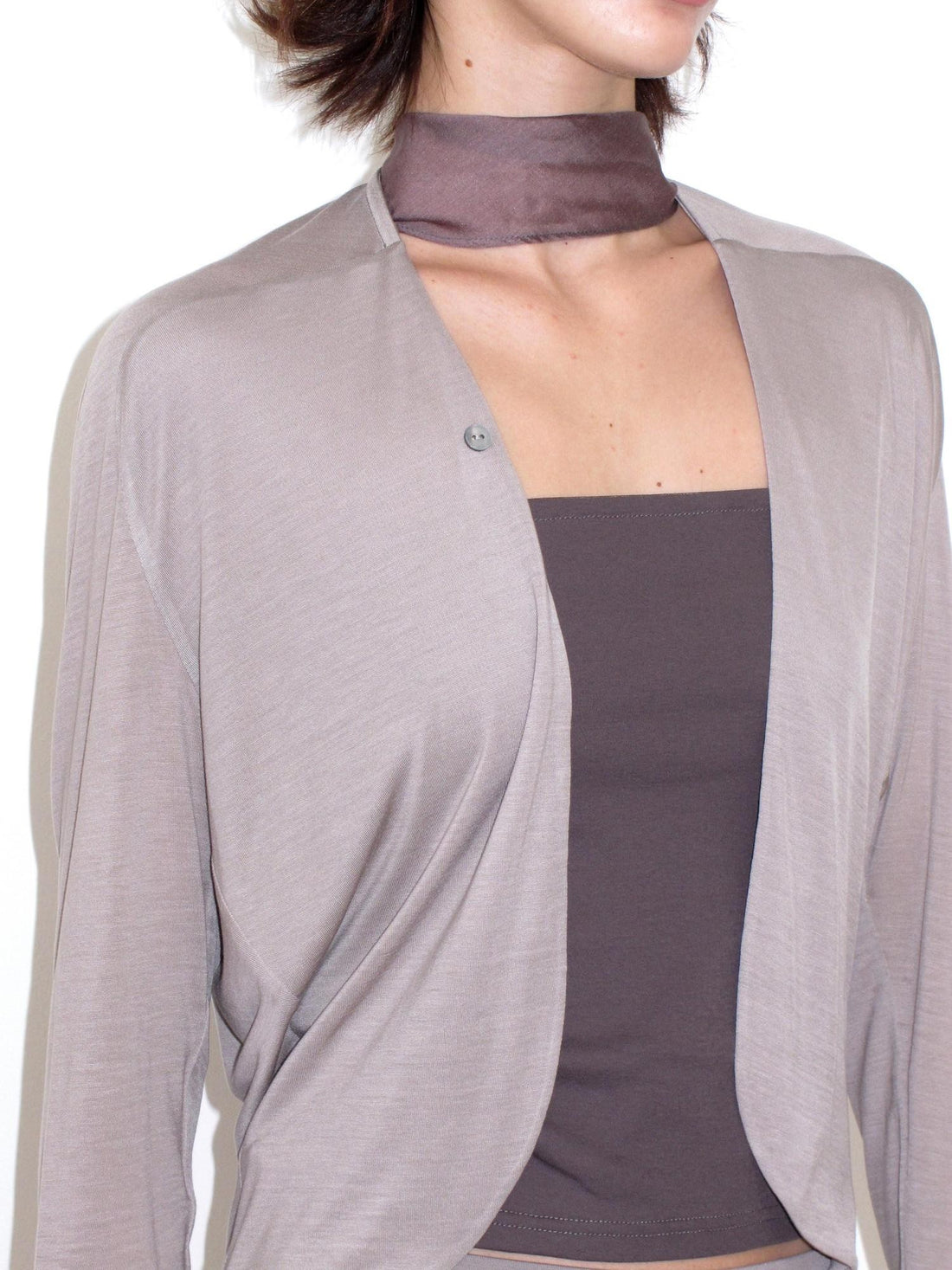 Mito de dar Lightweight Curved No Button Knit Cardigan Women&