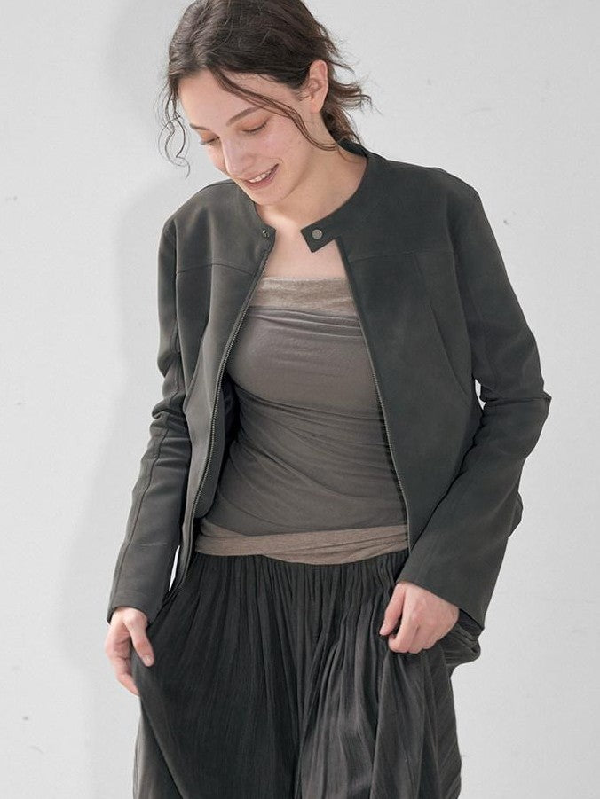 Mito de dar Matte Mist Gray Stand Collar Dual Zipper Slim Cropped Women&