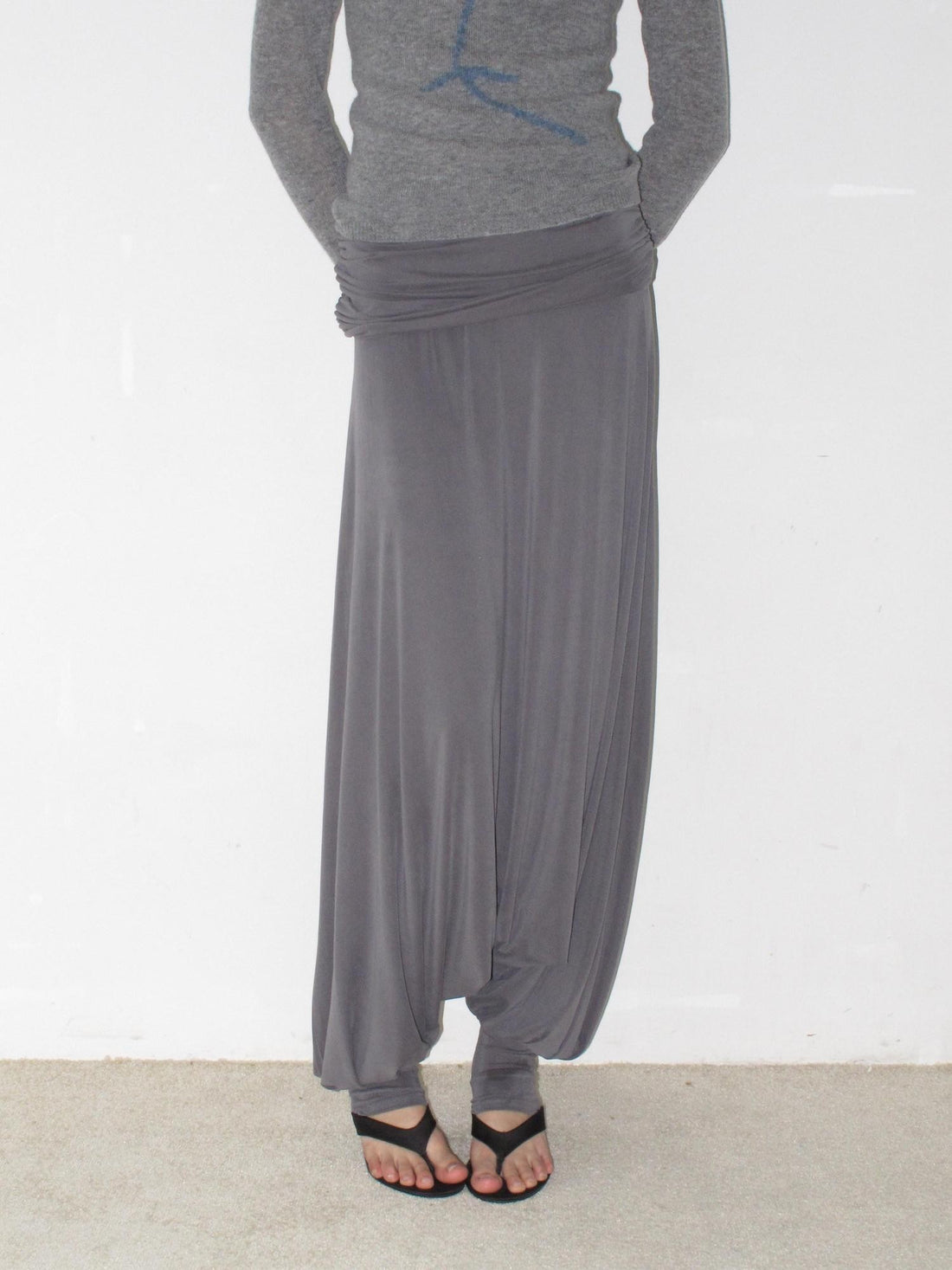 Mito de dar Mist Gray Double Layer Pleated Wide Leg Women&
