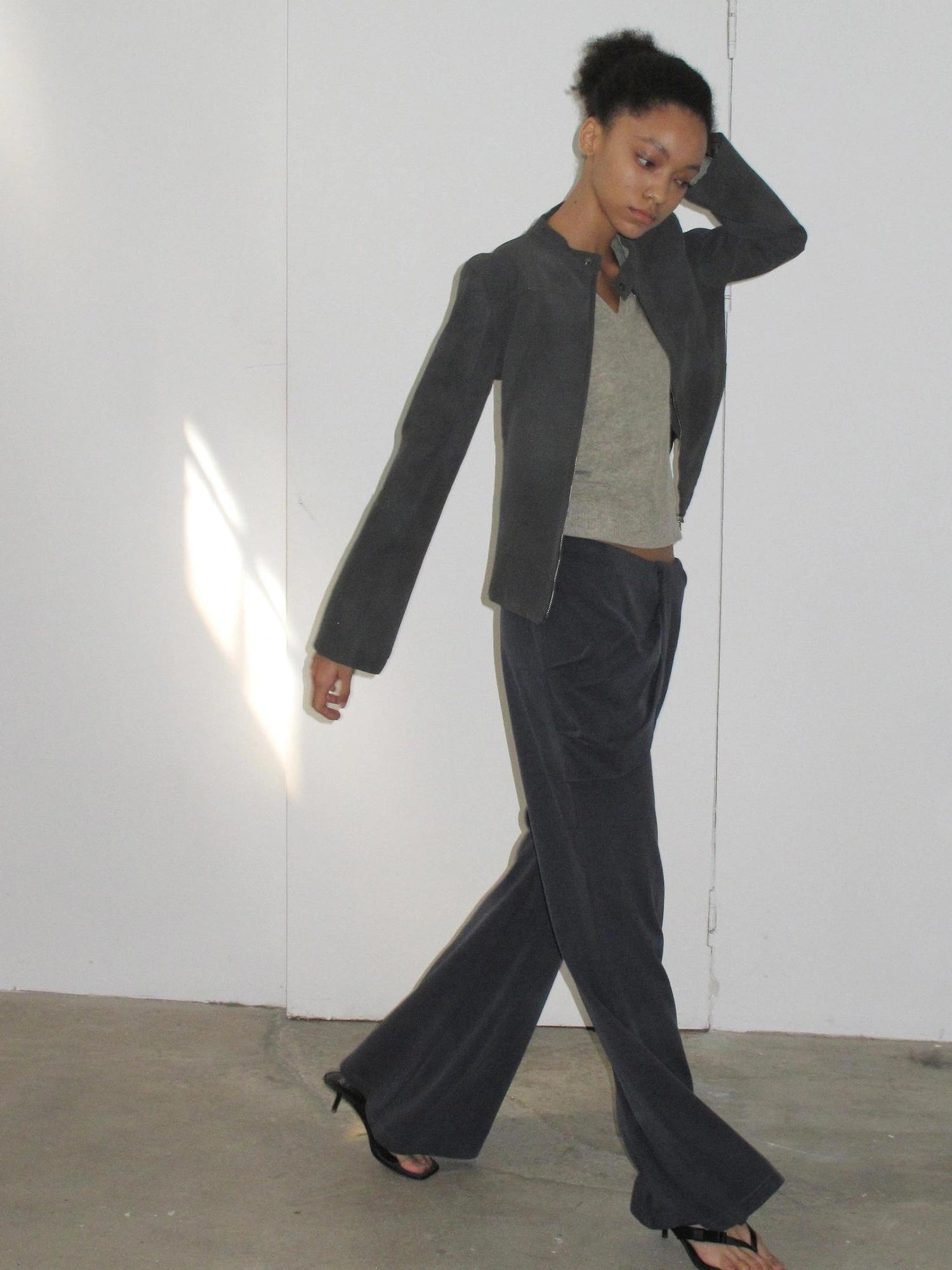 Mito de dar Misty Fit Short Leather Jacket