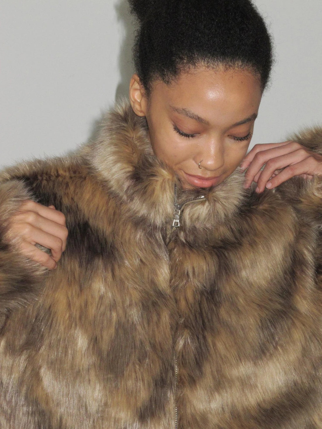 Mito de dar Short Dark Fox Brown Stand Collar Fur Coat