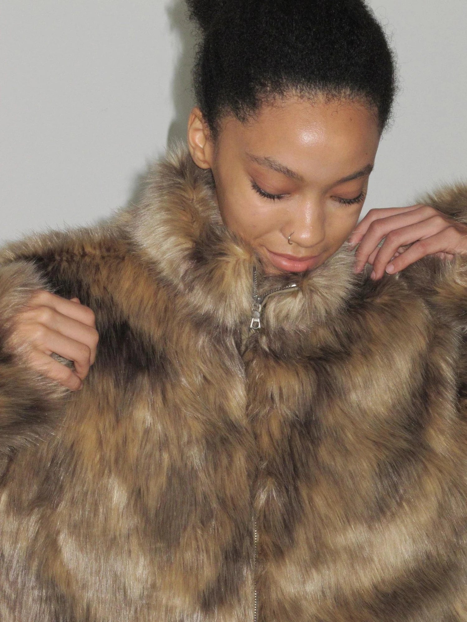 Mito de dar Short Dark Fox Brown Stand Collar Fur Coat