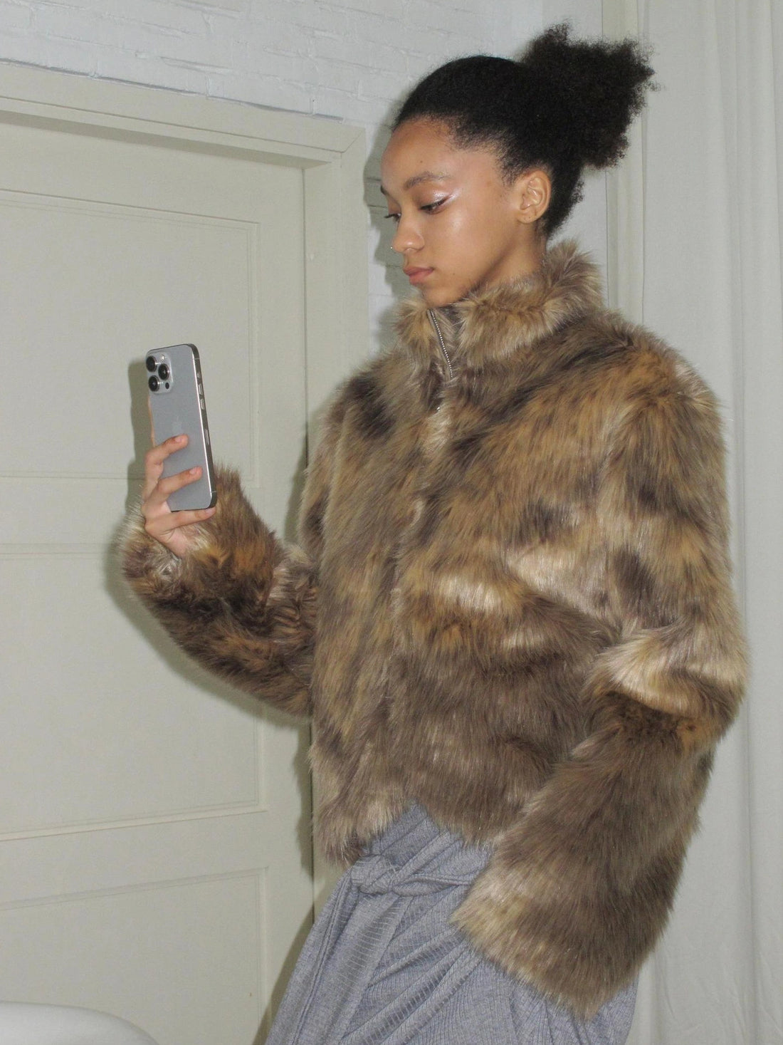 Mito de dar Short Dark Fox Brown Stand Collar Fur Coat