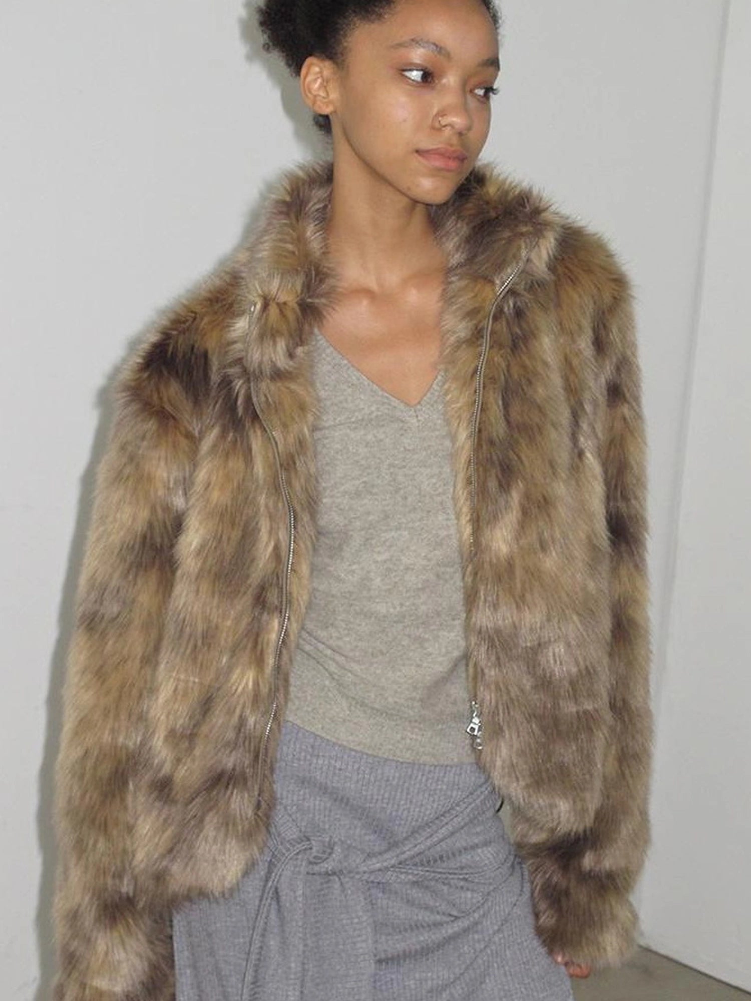 Mito de dar Short Dark Fox Brown Stand Collar Fur Coat
