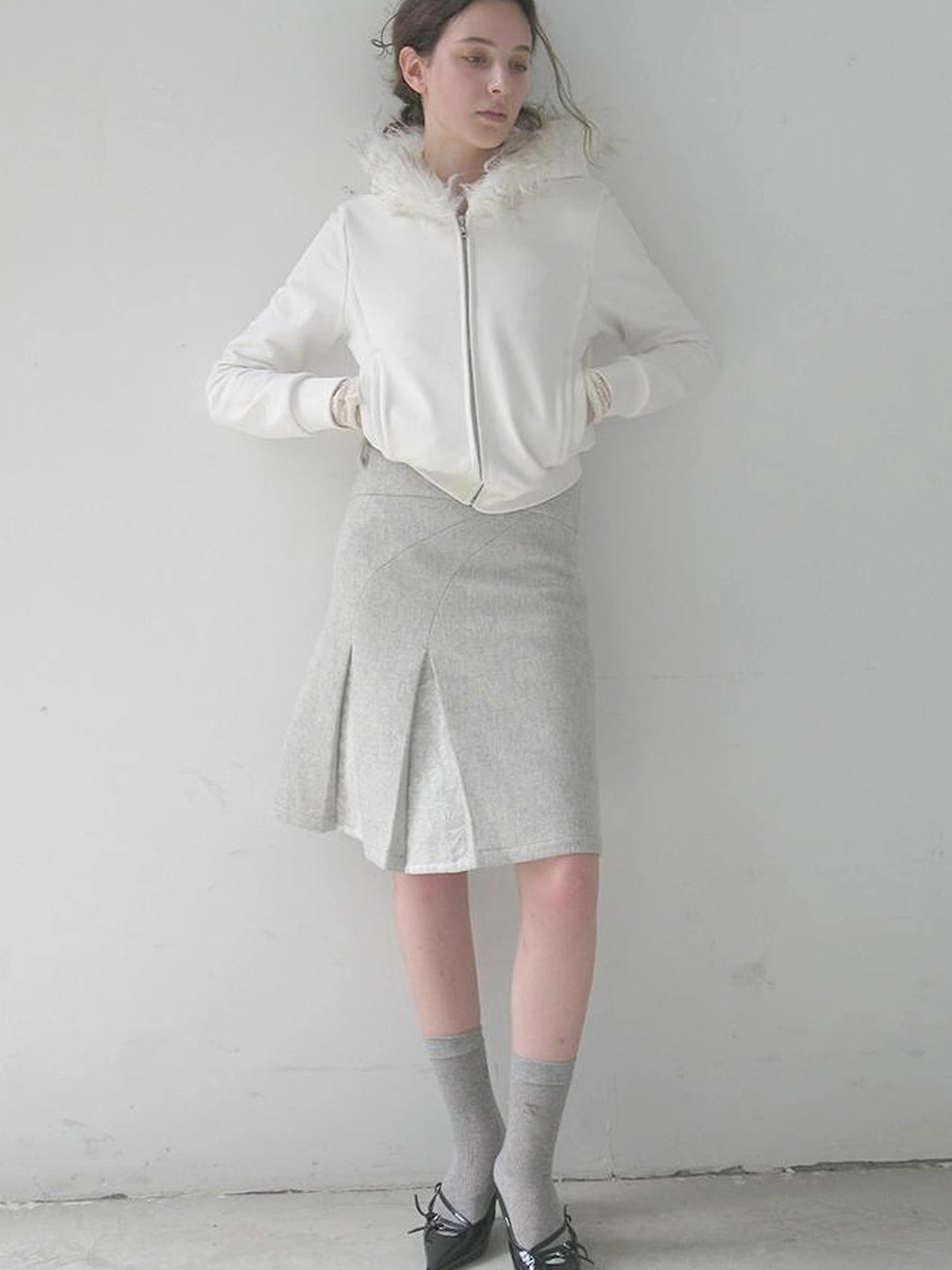 Mito de dar Short Slim Fit Hooded Fur Hoodie