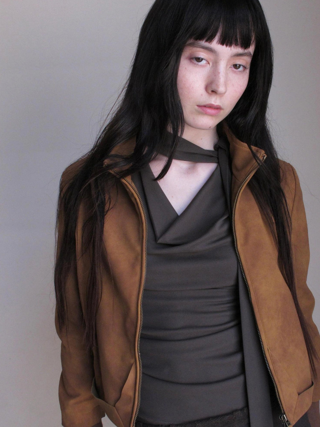 Mito de dar Short Stand Collar Suede Jacket With Ribbed Cuffs