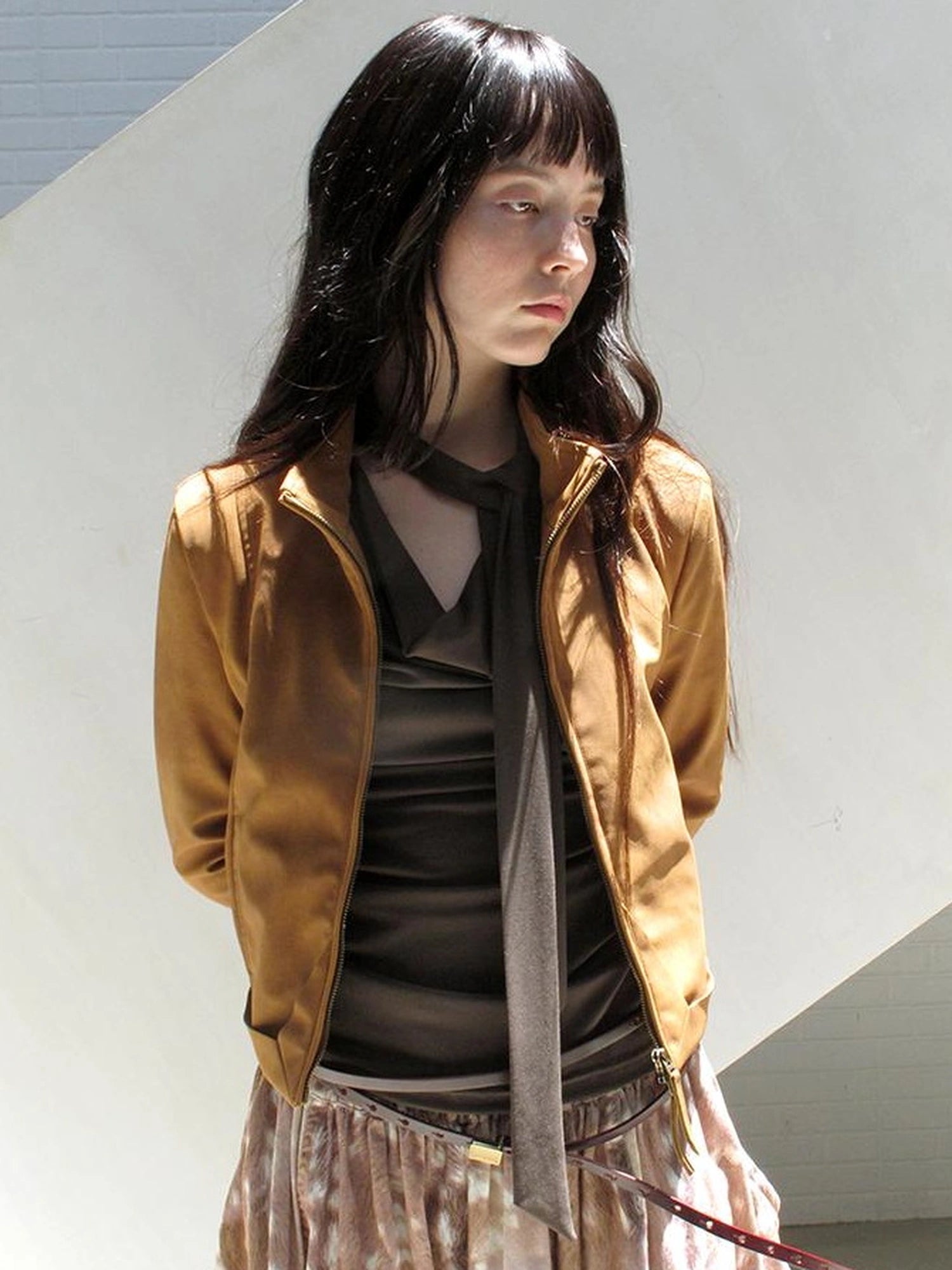 Mito de dar Short Stand Collar Suede Jacket With Ribbed Cuffs