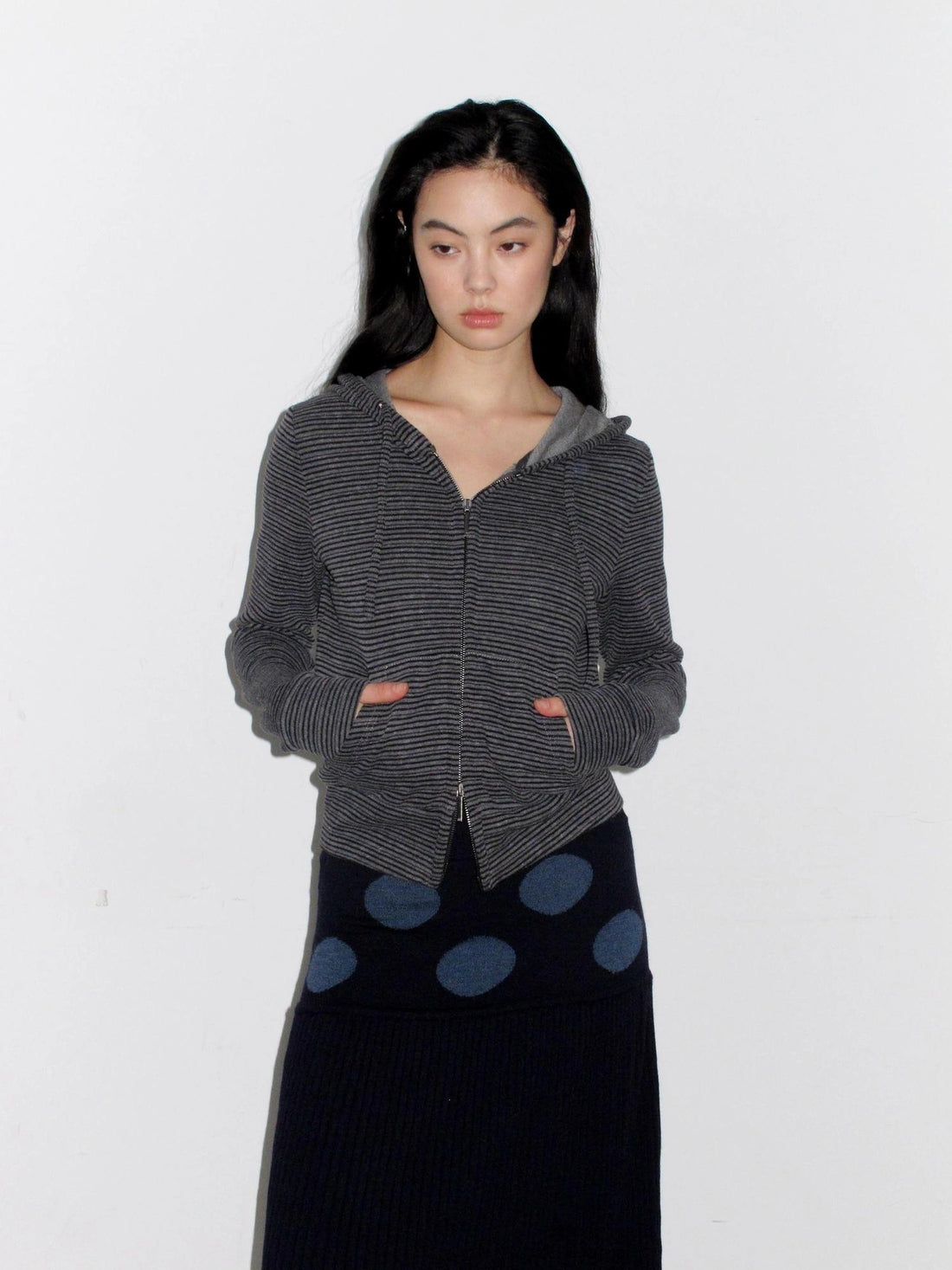 Mito de dar Short Striped Hooded Cardigan