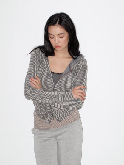 Mito de dar Short Striped Hooded Cardigan