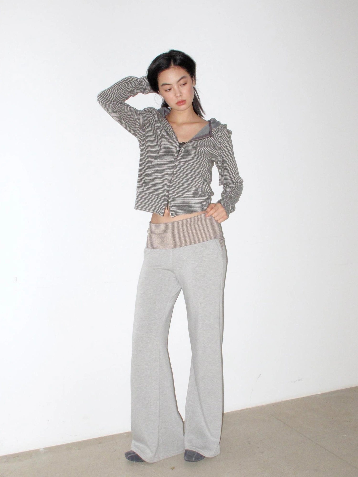 Mito de dar Short Striped Hooded Cardigan