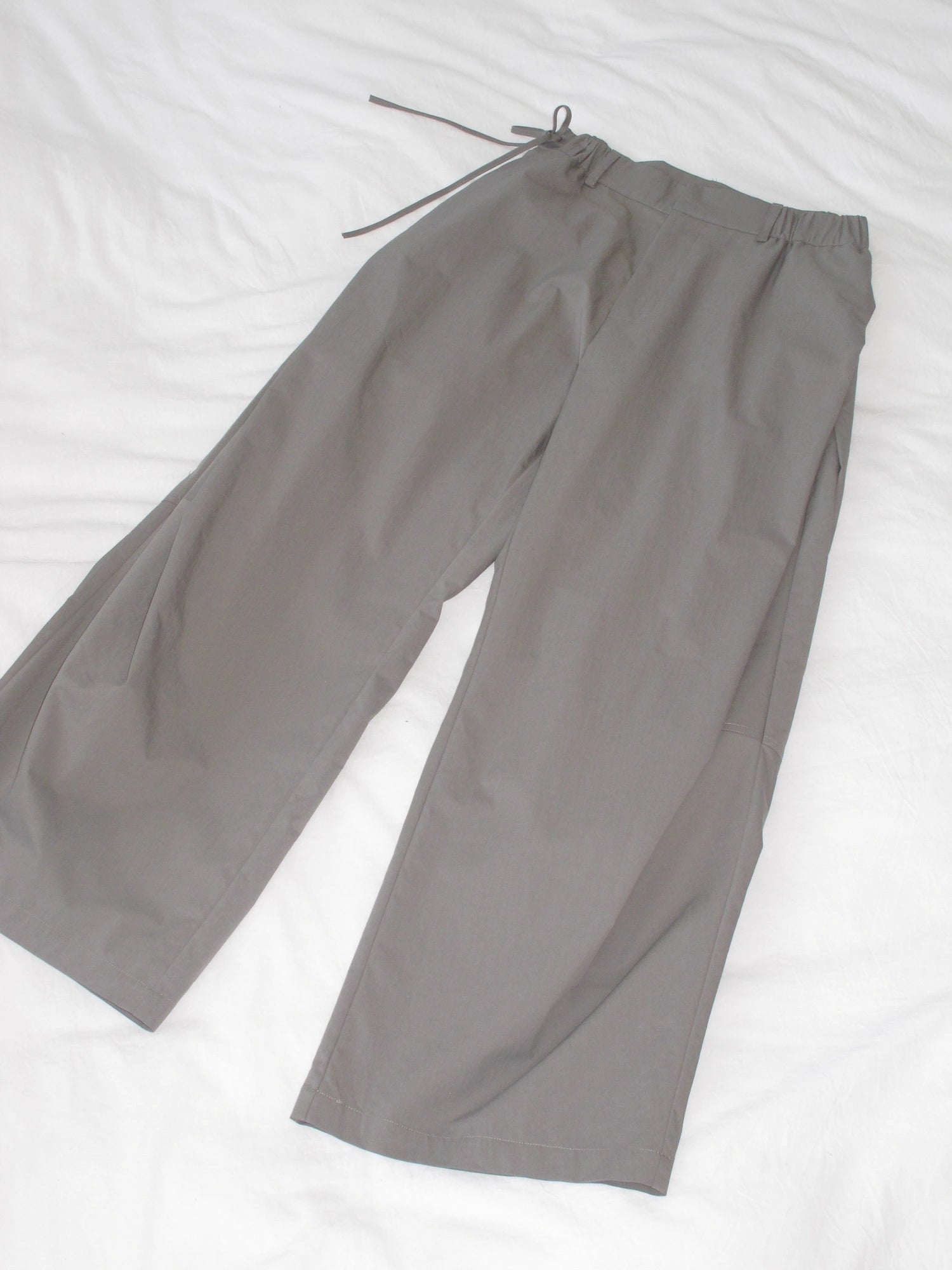 Mito_de_dar_Side_Slant_Opening_Drawstring_Cargo_Jogger_Pants_MISSTT