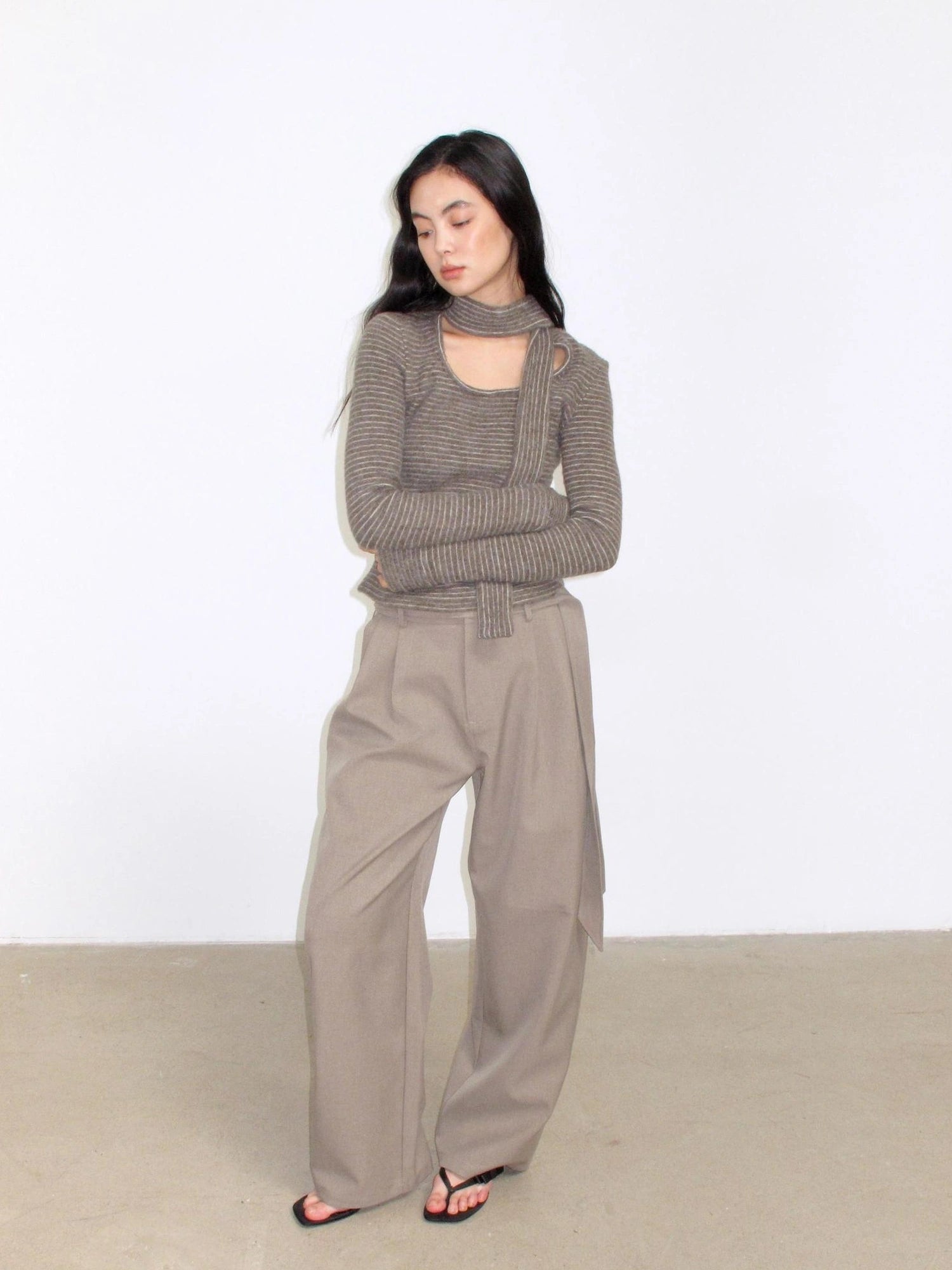 Mito de dar Soft Fluffy Ribbed Lace Up Long Sleeve Shirt