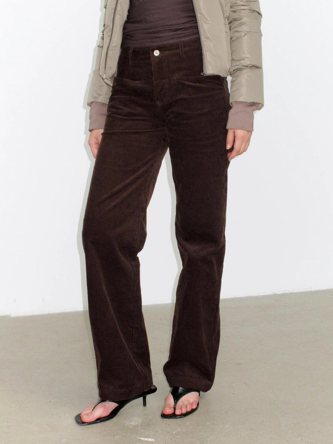 Mito de dar Straight Leg Corduroy Pants With Front Pockets