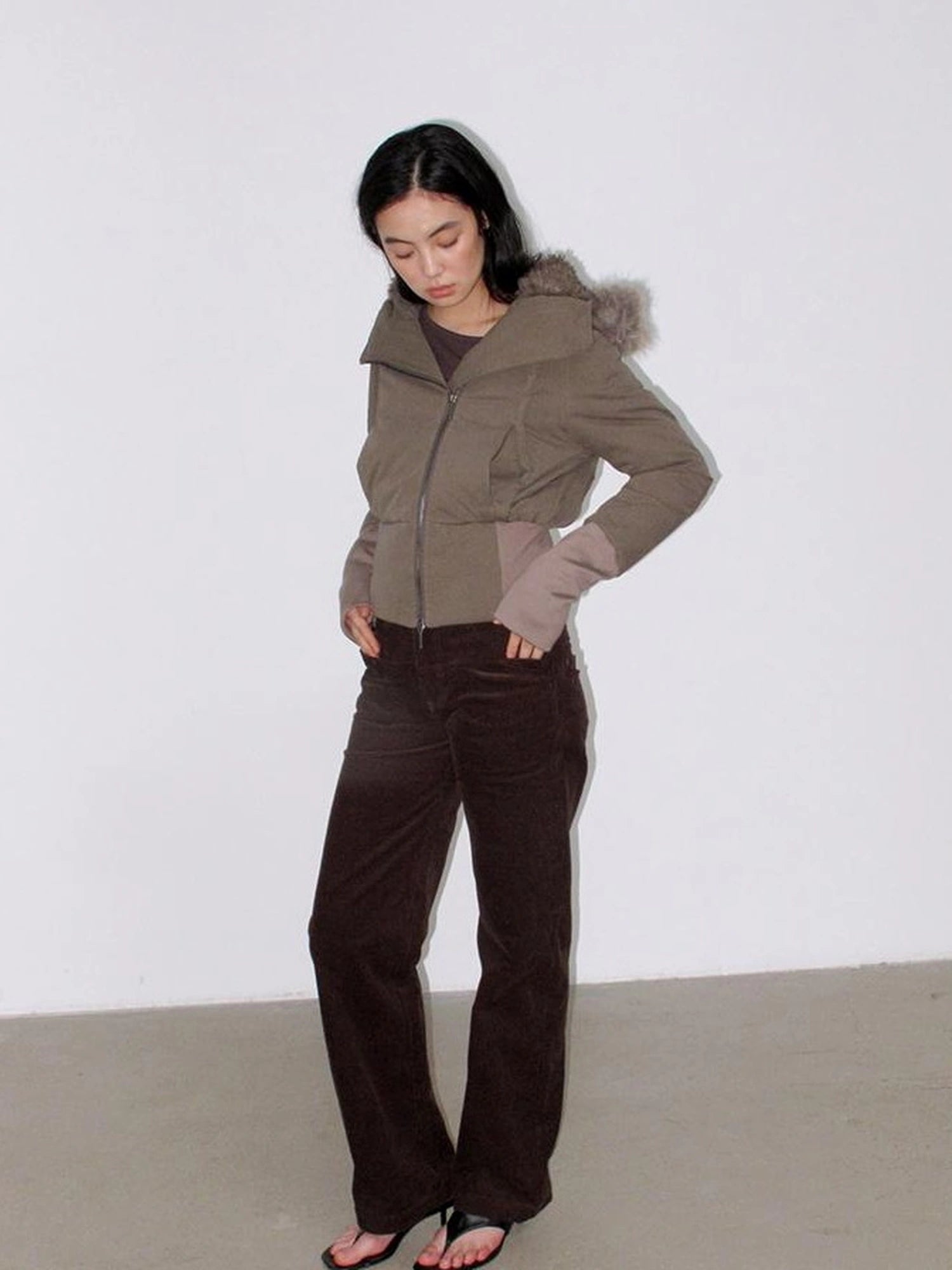 Mito de dar Straight Leg Corduroy Pants With Front Pockets
