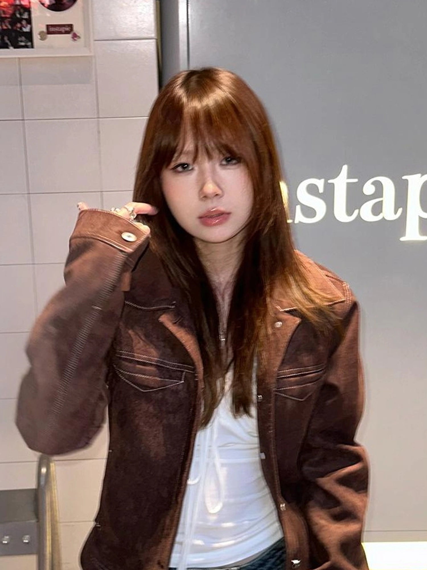 Mito de dar Thread Cut Suede Cropped Jacket