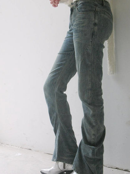 Twisted Curve Vintage Low Rise Flared Jeans