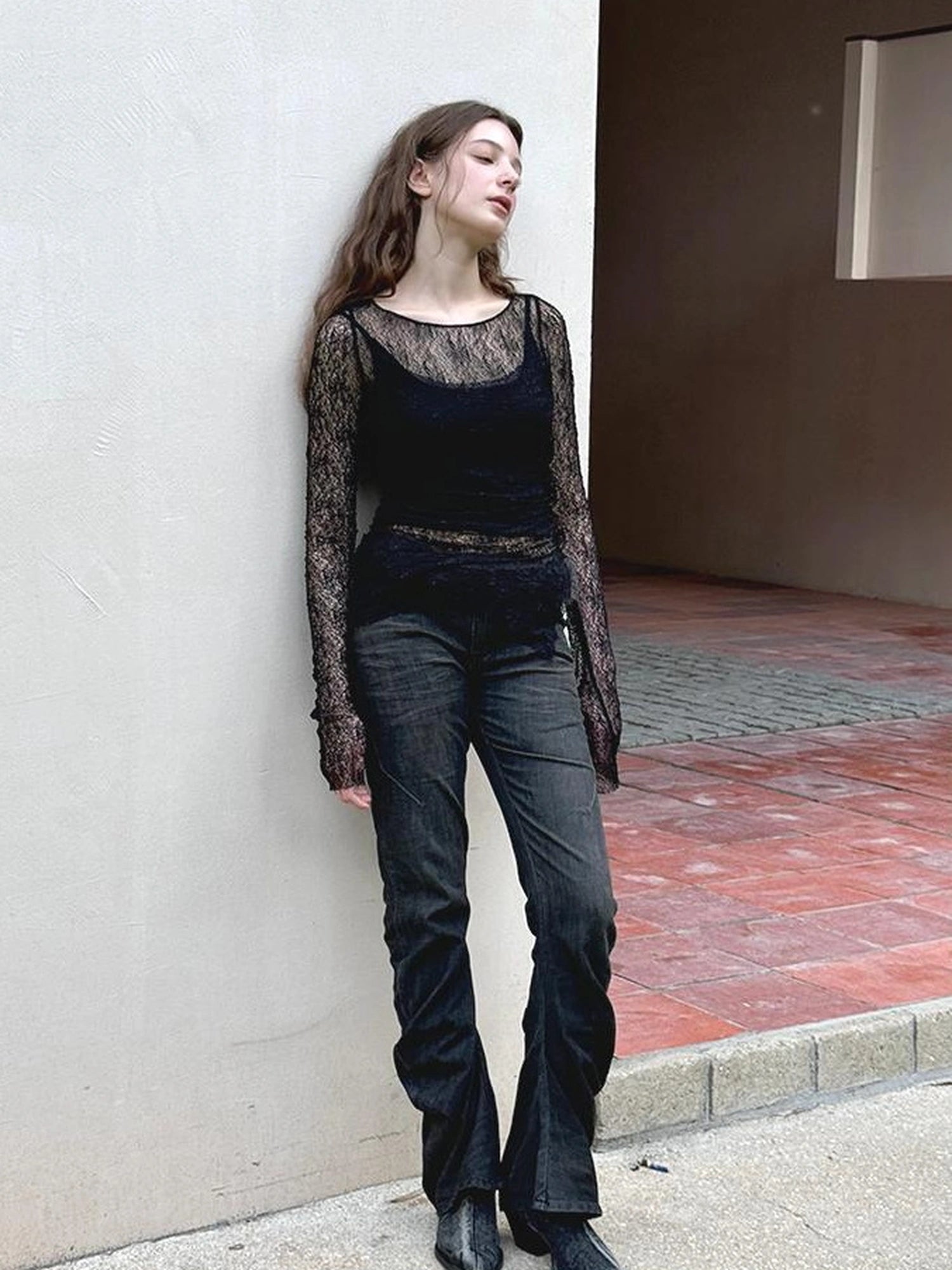 Twisted Curve Vintage Low Rise Flared Jeans