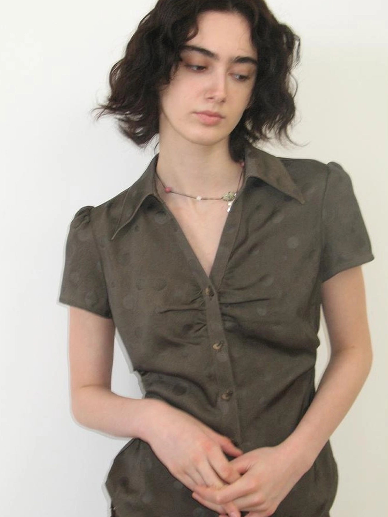 Mito de dar V-Neck Polka Dot Waist Cinched Office Shirt