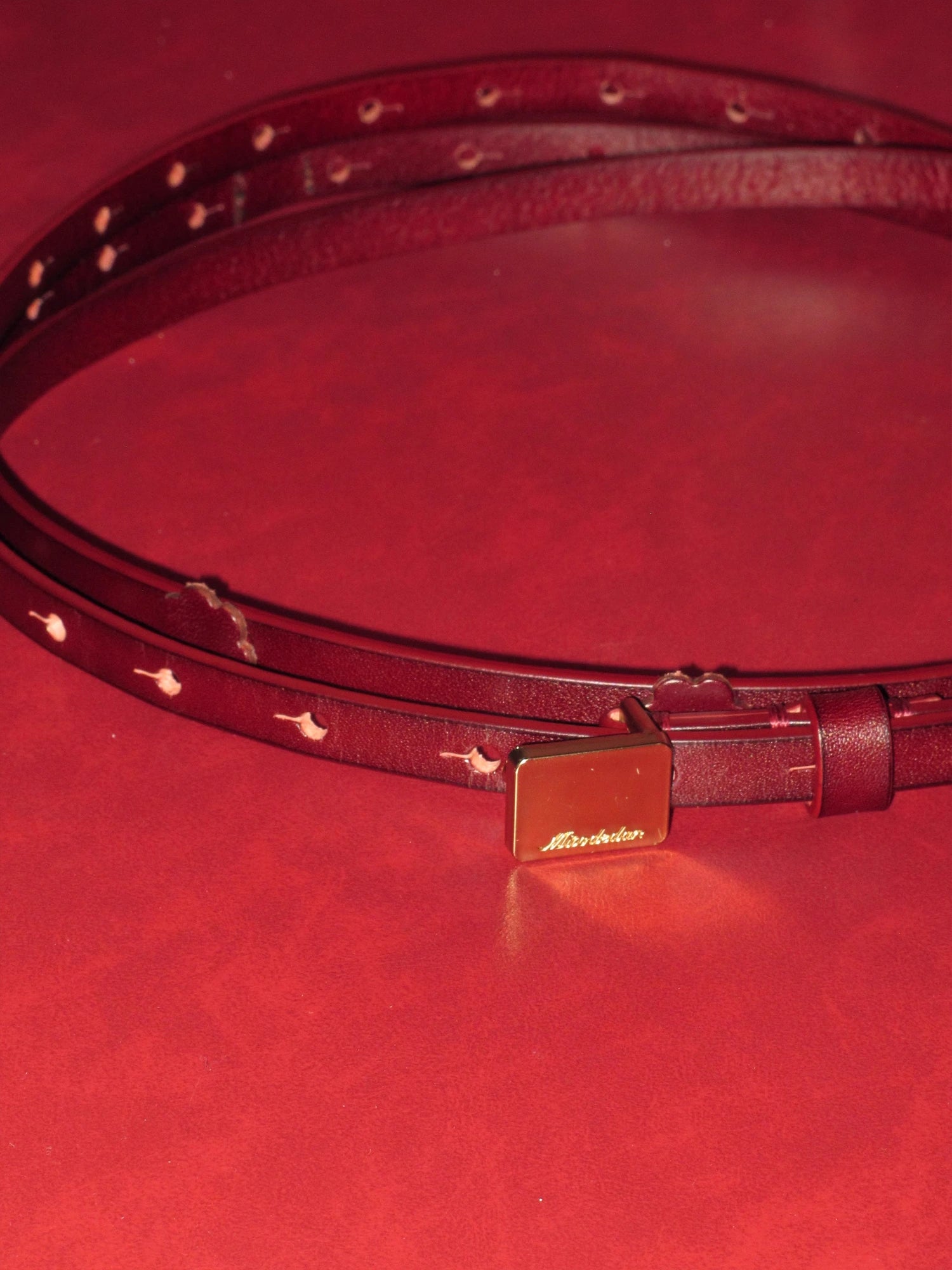 Mito_de_dar_Vintage_Burgundy_Double_Layer_Leather_Belt_With_Floral_Accent_MISSTT