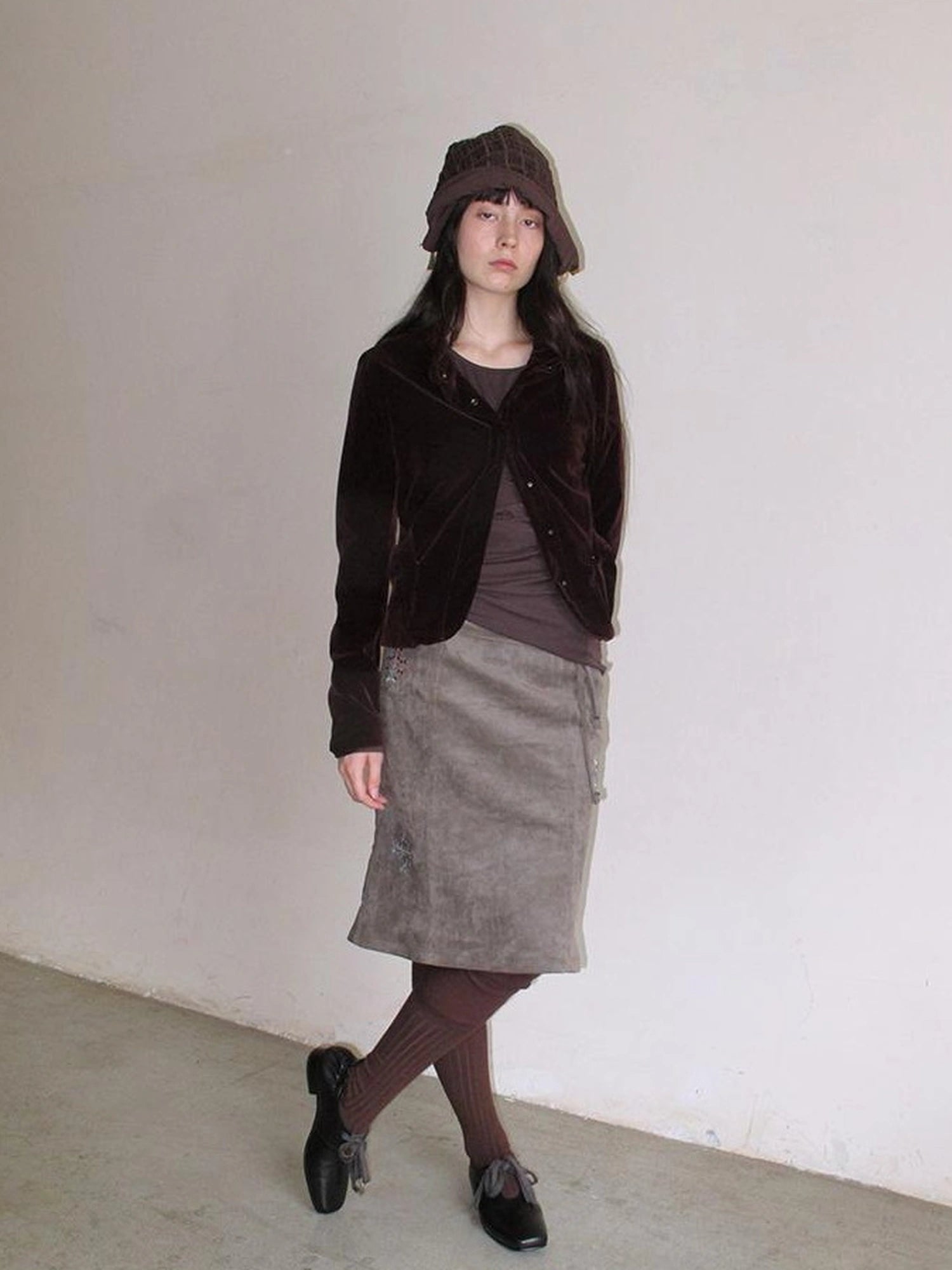 Mito de dar Vintage Embroidered Suede A Line Skirt