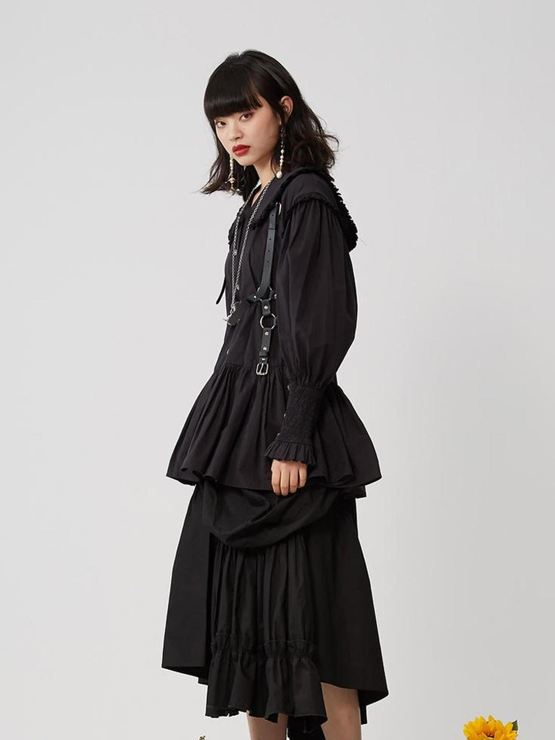 Sweet Mi Moonlit Asymmetry Shirring Pleated Skirt