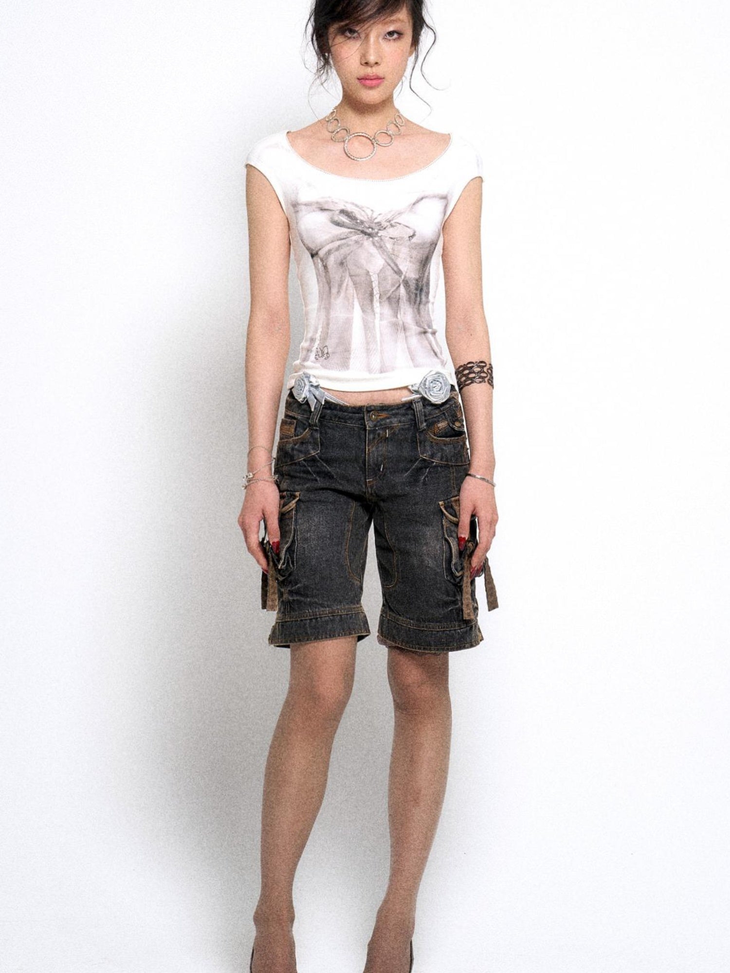 Flowers birds Market Multi-Pocket Vintage Washed Denim Low-Rise Design Shorts