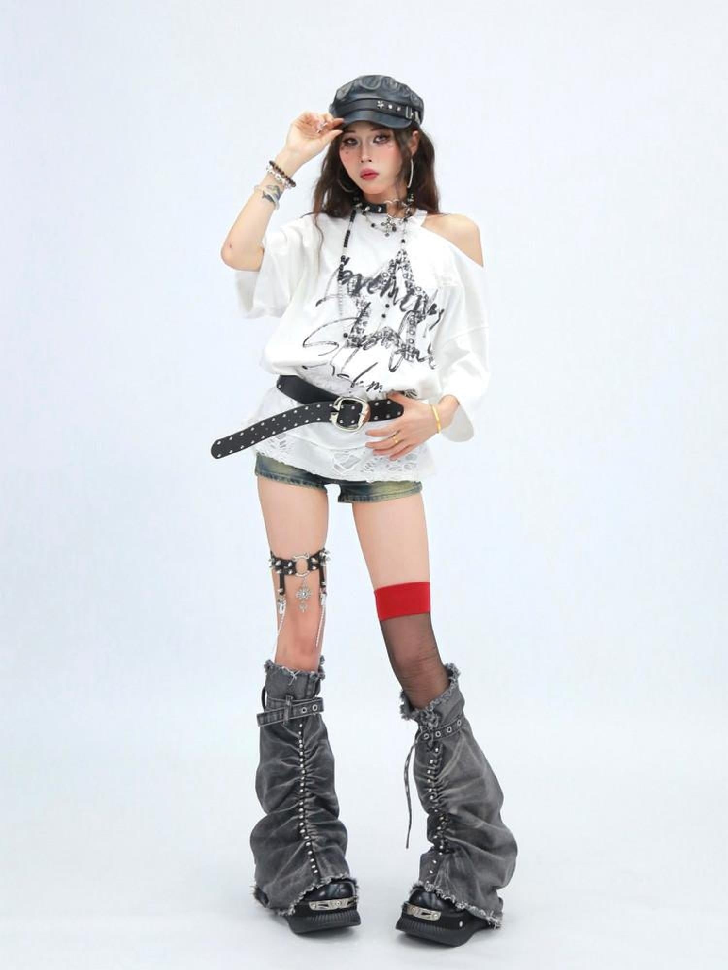 NANAICHILLI Breathable Cotton Loose Fit Asymmetric Neckline Letter Print Women Street T-Shirt