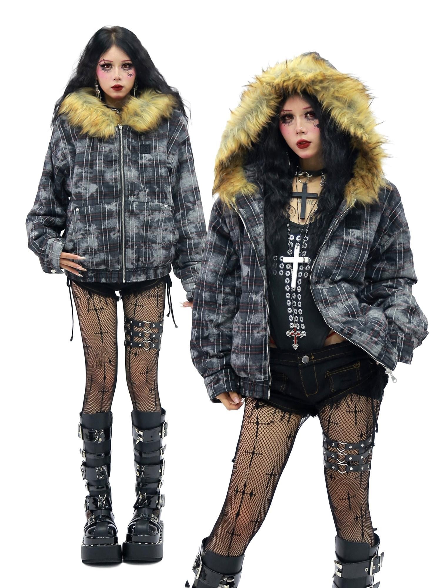 NANAICHILLI Camo Plaid Fur Collar Hooded Loose Fit Women&
