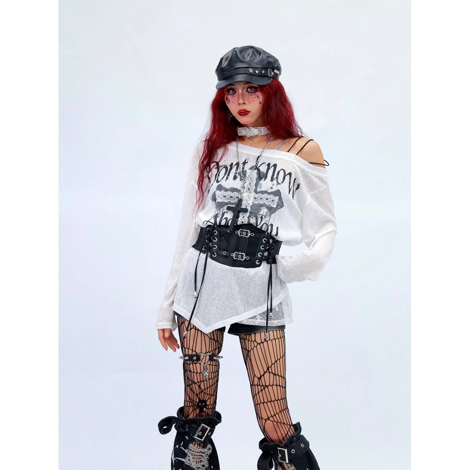 NANAICHILLI_Creative_Print_Loose_Fit_Commuter_Crew_Neck_Black_White_Long_Sleeve_T-Shirt_MISSTT