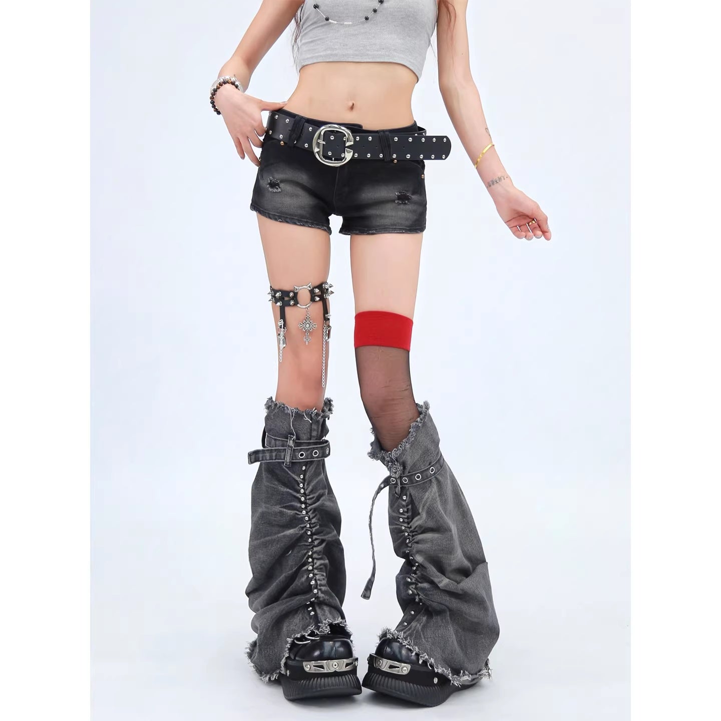 NANAICHILLI_Durable_Washed_Embroidered_Low_Rise_Slim_Stretch_Denim_Skinny_Shorts_MISSTT