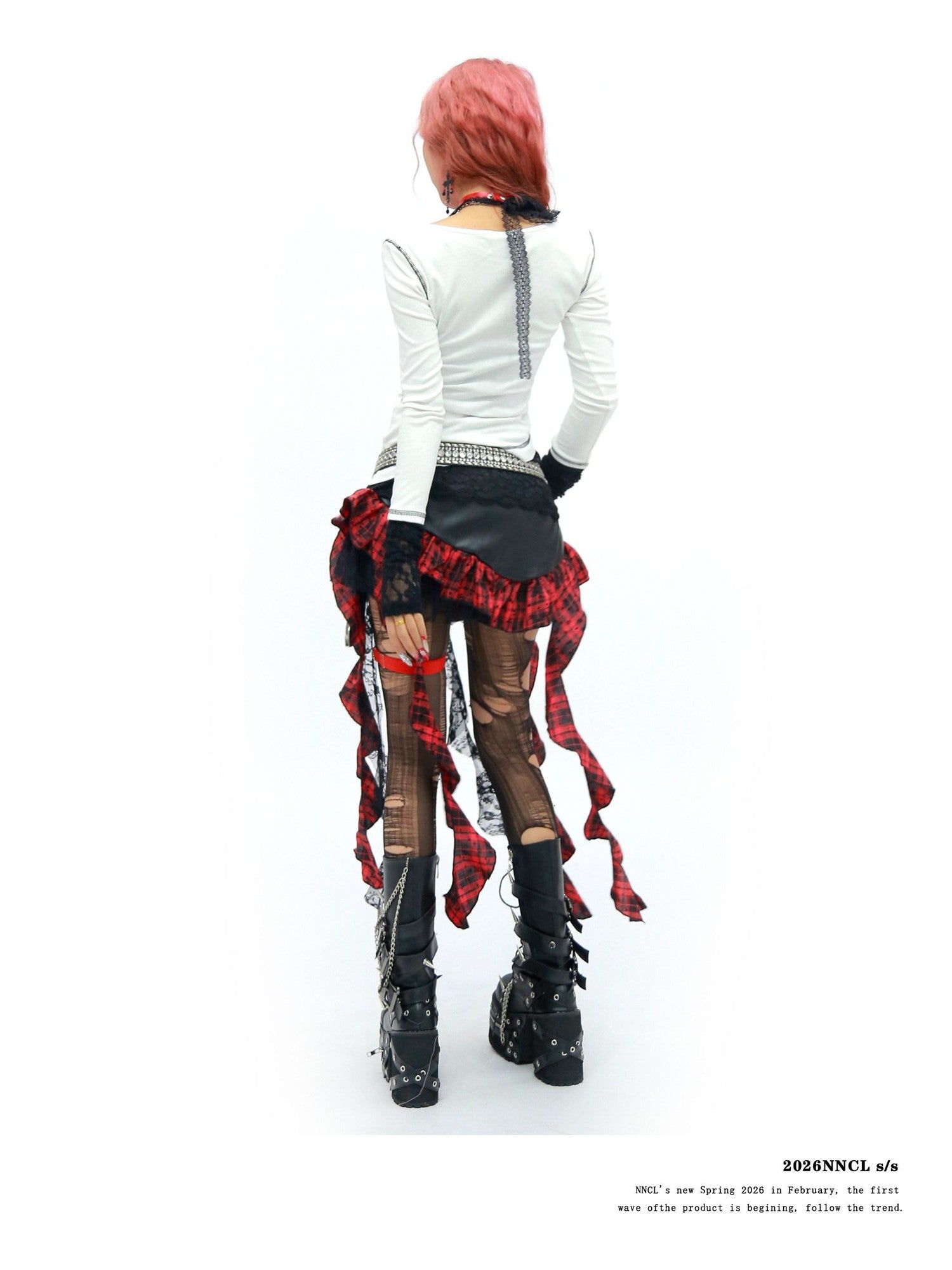 NANAICHILLI Graffiti Letter Print Lace Spliced Halter Women&