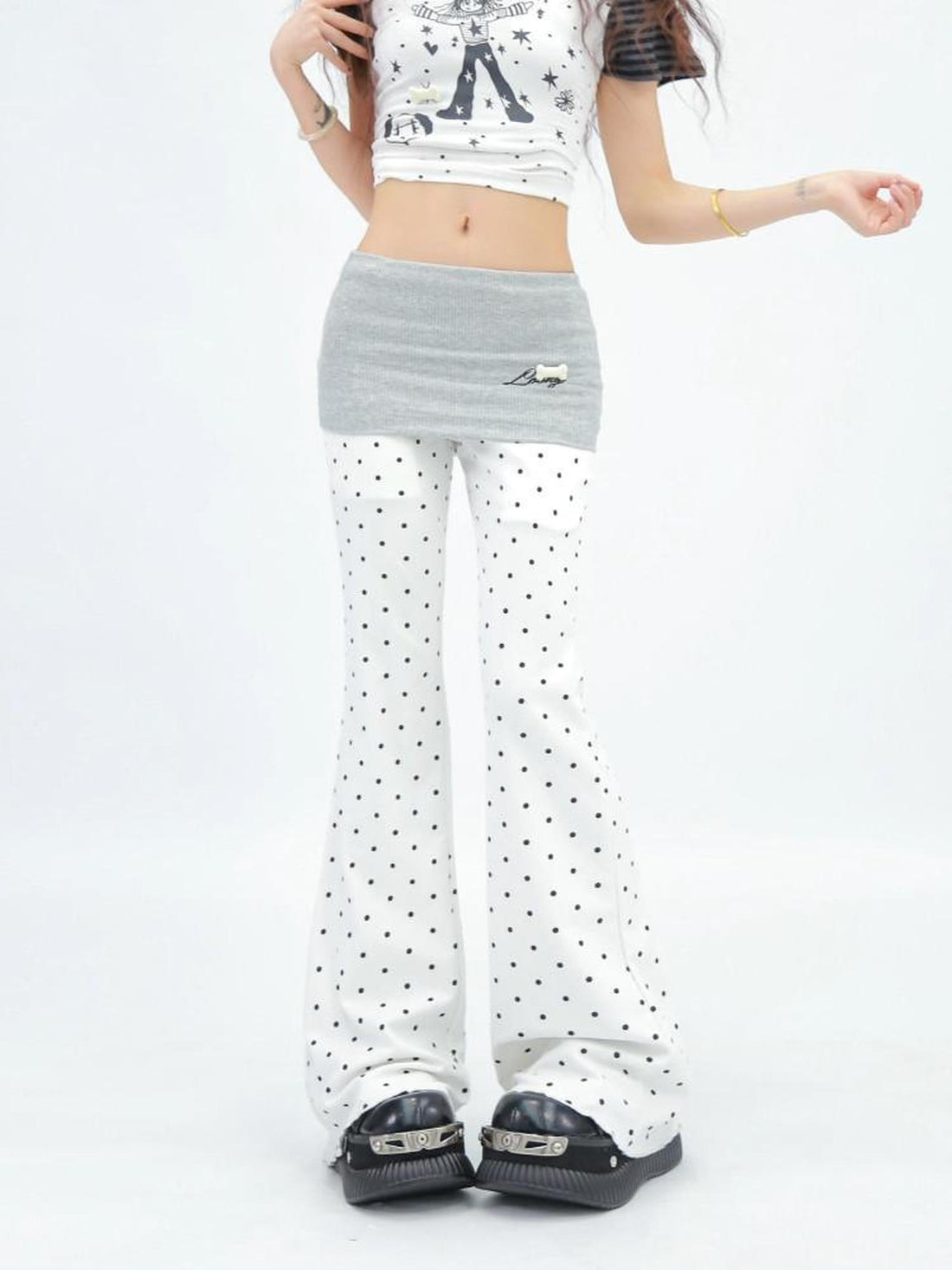 NANAICHILLI Minimal Slim Micro Flare Street Style Elastic Natural Waist Black White Pants