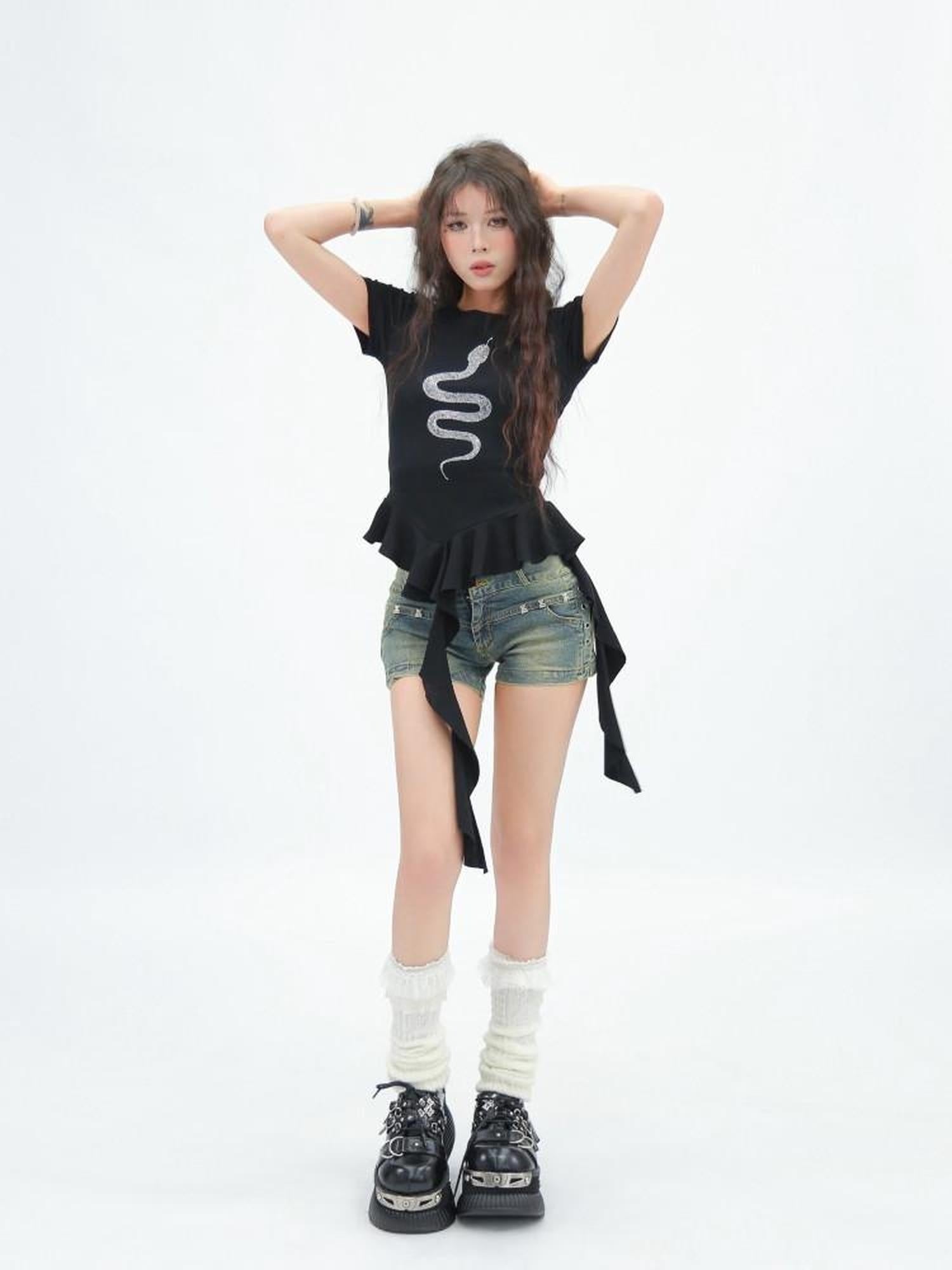 NANAICHILLI Moisture Wicking Creative Print Slim Fit Crew Neck Black T-Shirt