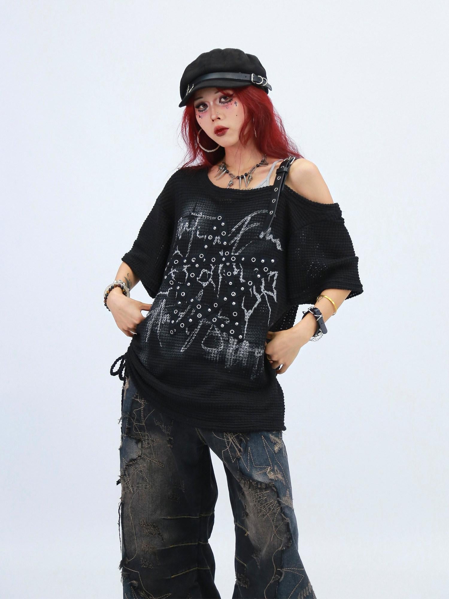 NANAICHILLI Moisture Wicking Loose Fit Street Angled Neckline Geometric Print T-Shirt