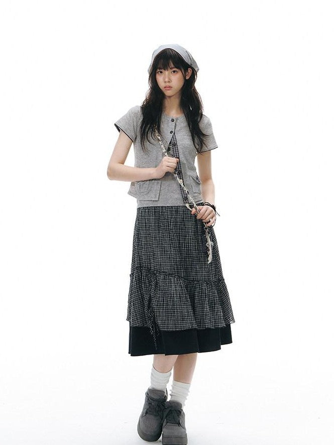 NAPSNAPS Colorblock Knit Buttoned Cropped Women&