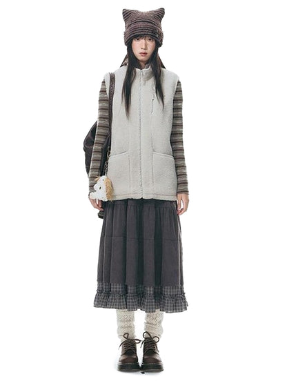 NAPSNAPS Light Gray Lambswool Patch Embroidered Stand Collar Women&